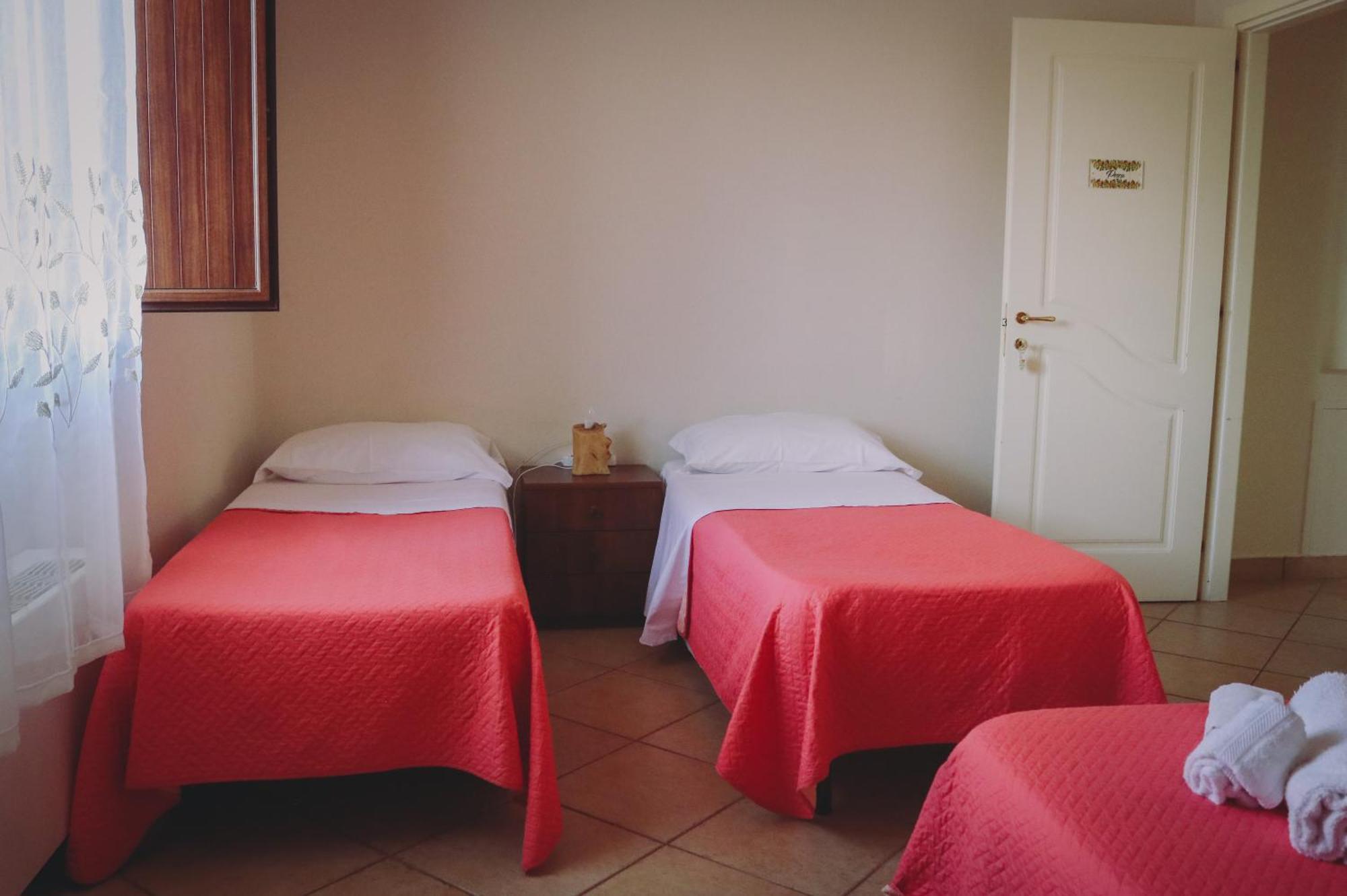Ranch Simeto Hotel Paterno  Bilik gambar